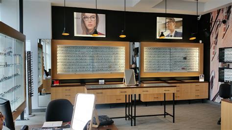optometrist laval curé-labelle